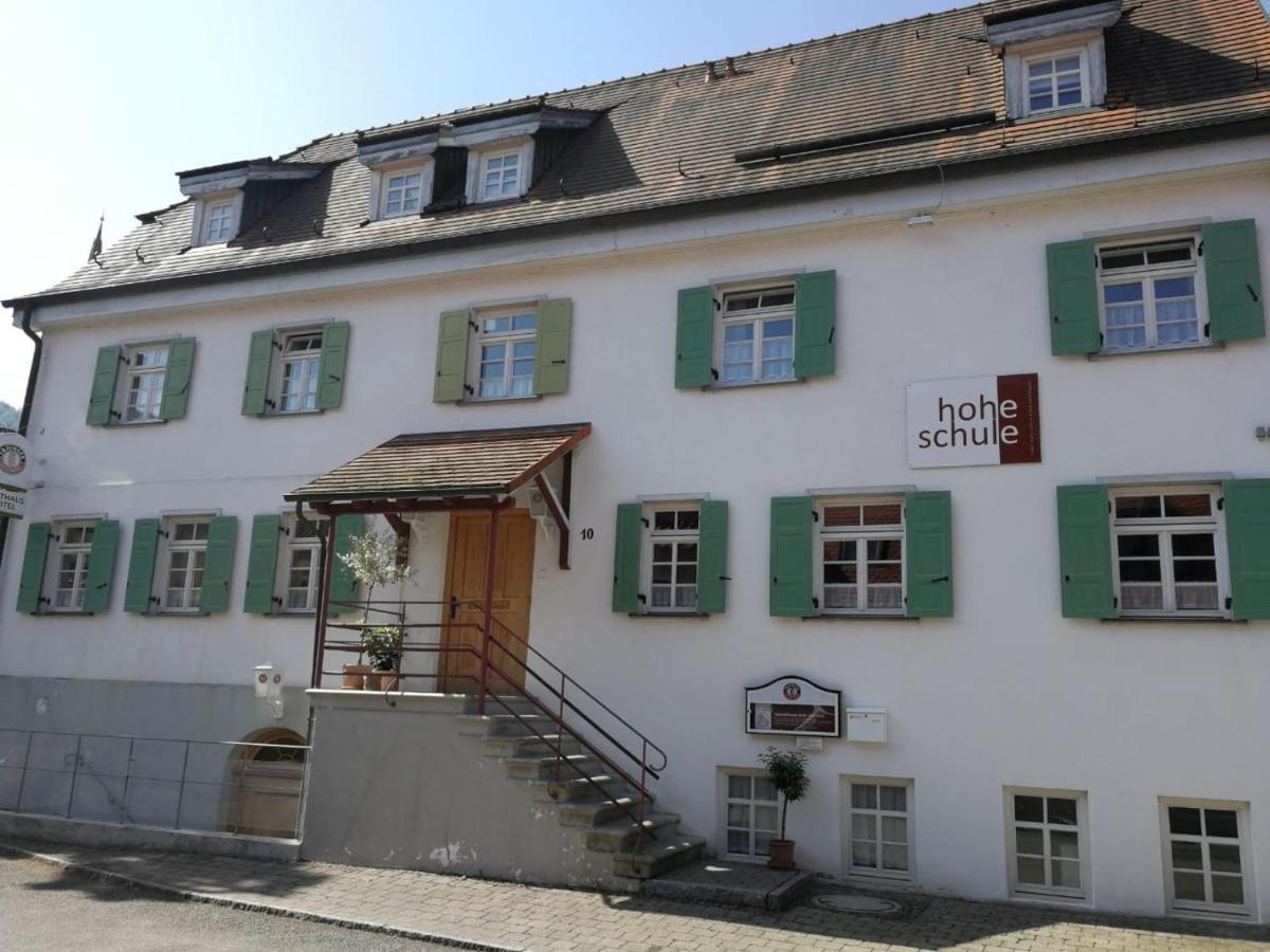 Hotel Hohe Schule Bad Überkingen エクステリア 写真